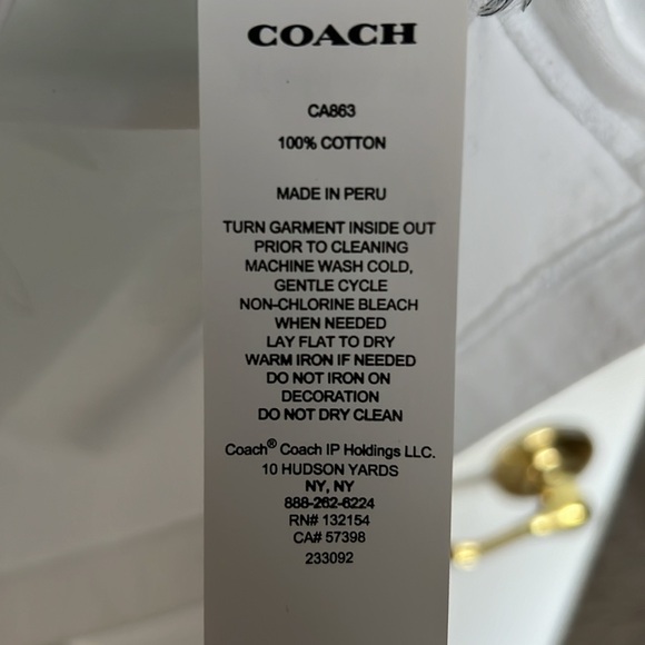 Coach Rainbow Horse and Carriage T - Picture 5 of 5